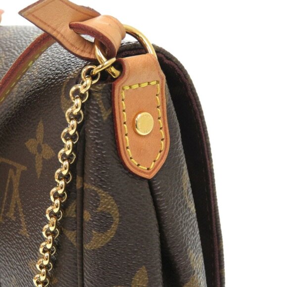 LOUIS VUITTON Brown Monogram Shoulder Bag - Picture 9 of 10
